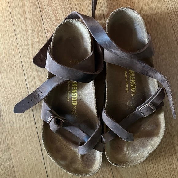 Birkenstock Yara size 38 lightly worn - Picture 1 of 3